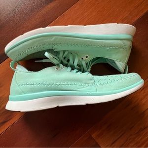 Superfeet Addy Yucca Sneakers